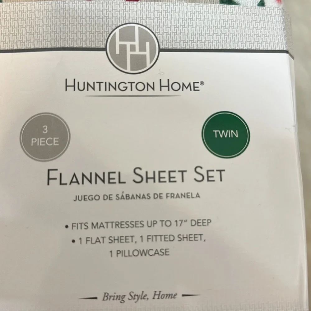 HUNTINGTON HOME GNOME Flannel Sheet Set.
